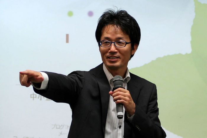 坪内利文